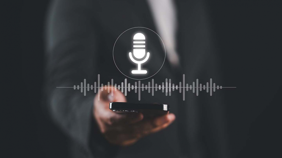 Hands-Free Brokerage: How Voice-to-Text can Revolutionize Freight Operations